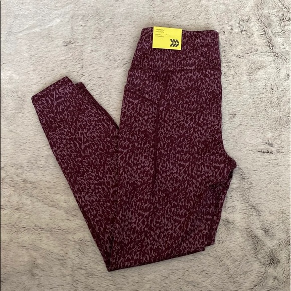 All In Motion High-Rise 7/8 Legging Size Small - Picture 1 of 6